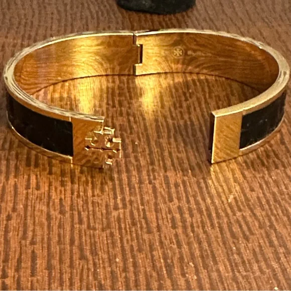 Tory Burch- Black Croc Embossed Leather and Gold Enamel Hinged Bracelet, EUC